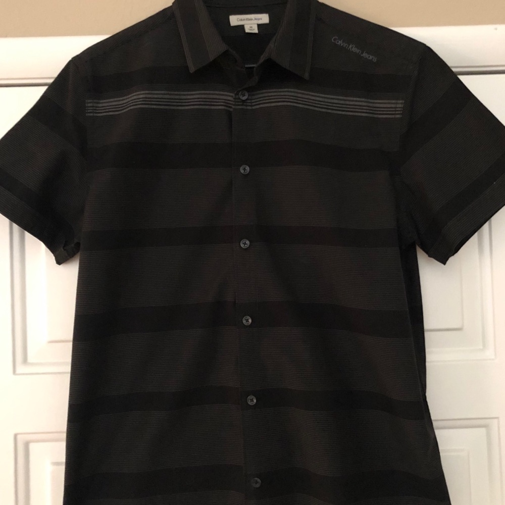 Calvin Klein Short Sleeve Button Up size Medium